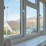 Manesty House - Only - No Kitchen-living Guest house